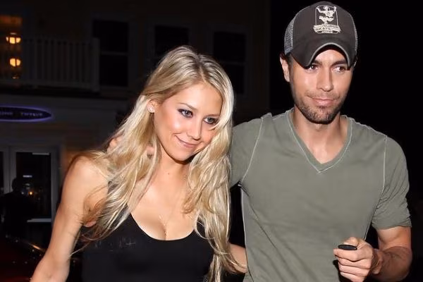 Enrique Iglesias e Anna Kournikova
