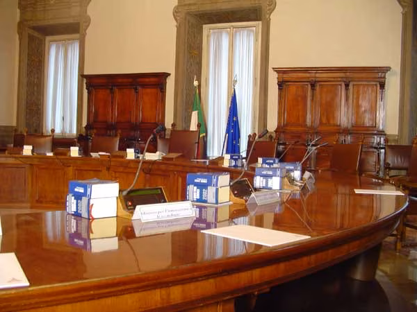 Sala-del-Consiglio-dei-Ministri
