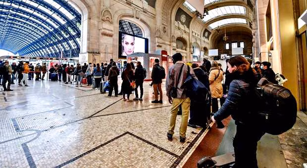 stazioneMilano_centrale_111