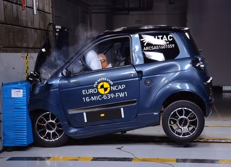 Microcar-MGO-frontal