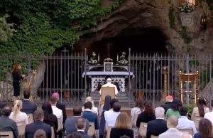 Papa/Il rosario del Papa con i Santuari perché il mondo superi pandemia