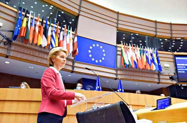 Von-der-Leyen-1349x900