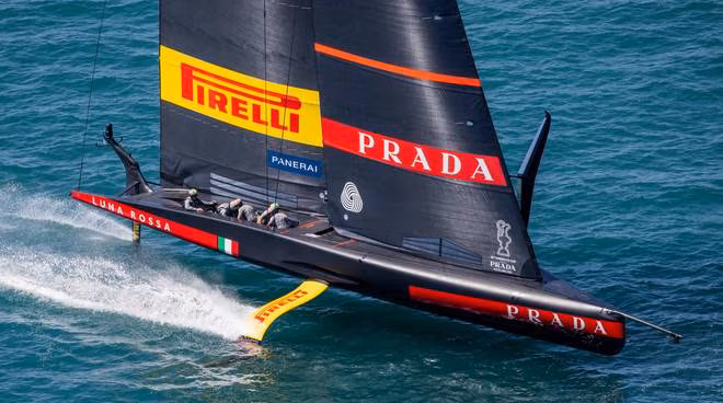 luna-rossa-prada-661861.660x368