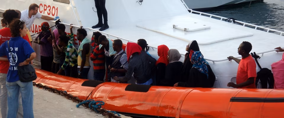 migranti1_sbarco_lampedusa_fg