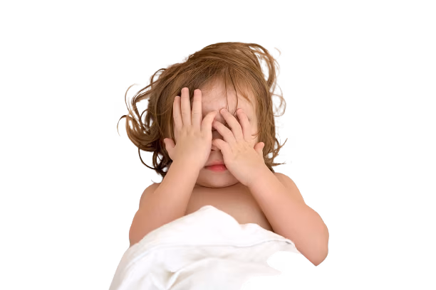 mal-di-testa-bambini-removebg-preview