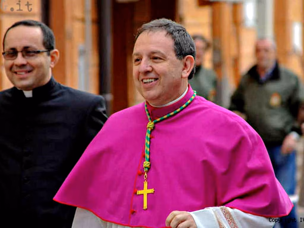 monsignor Antonio Suetta