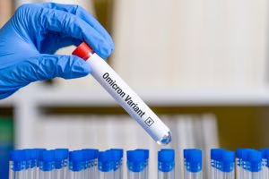 Covid-19, Ema: non ci sono prove che Omicron aggiri immunità dei vaccinati