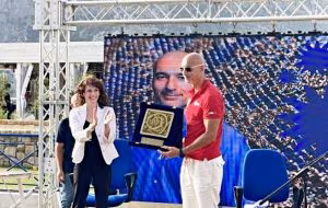 Spazio/ A Parmitano il premio Gal Hassin: