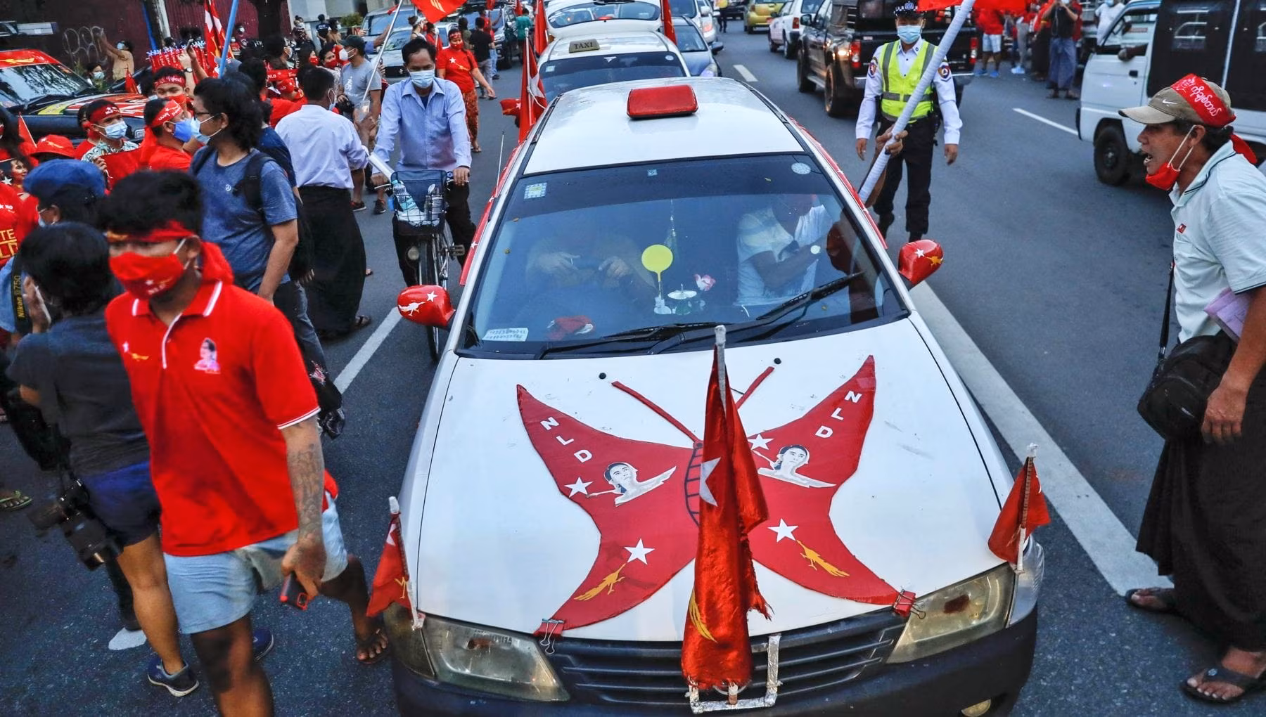 Birmania annuncia elezioni