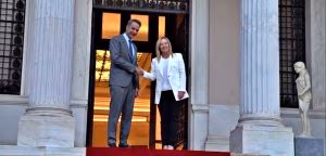 Meloni-col-premier-Mitsotakis