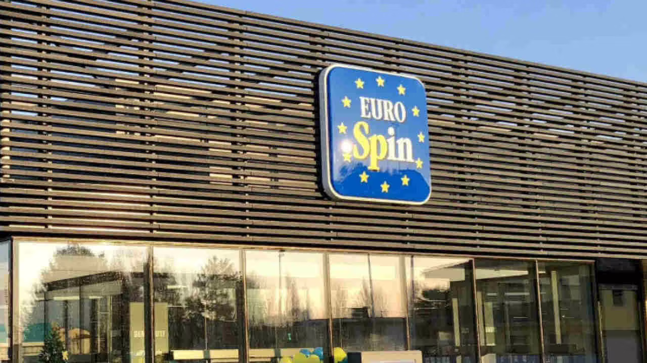 ne vendiamo pochissimi pezzi a 29999 8364 le file iniziano alle 530 del mattino da eurospin un8217offerta cos236 232 imperdibile
