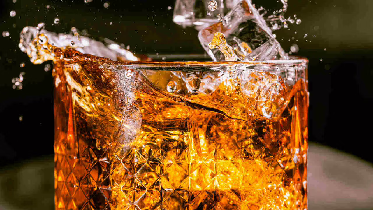 RICHIAMO ALIMENTARE: paura per chi beve questo famosissimo drink, sei a rischio oppure no I La verità di esperti e MINISTERO: ecco cosa devi fare