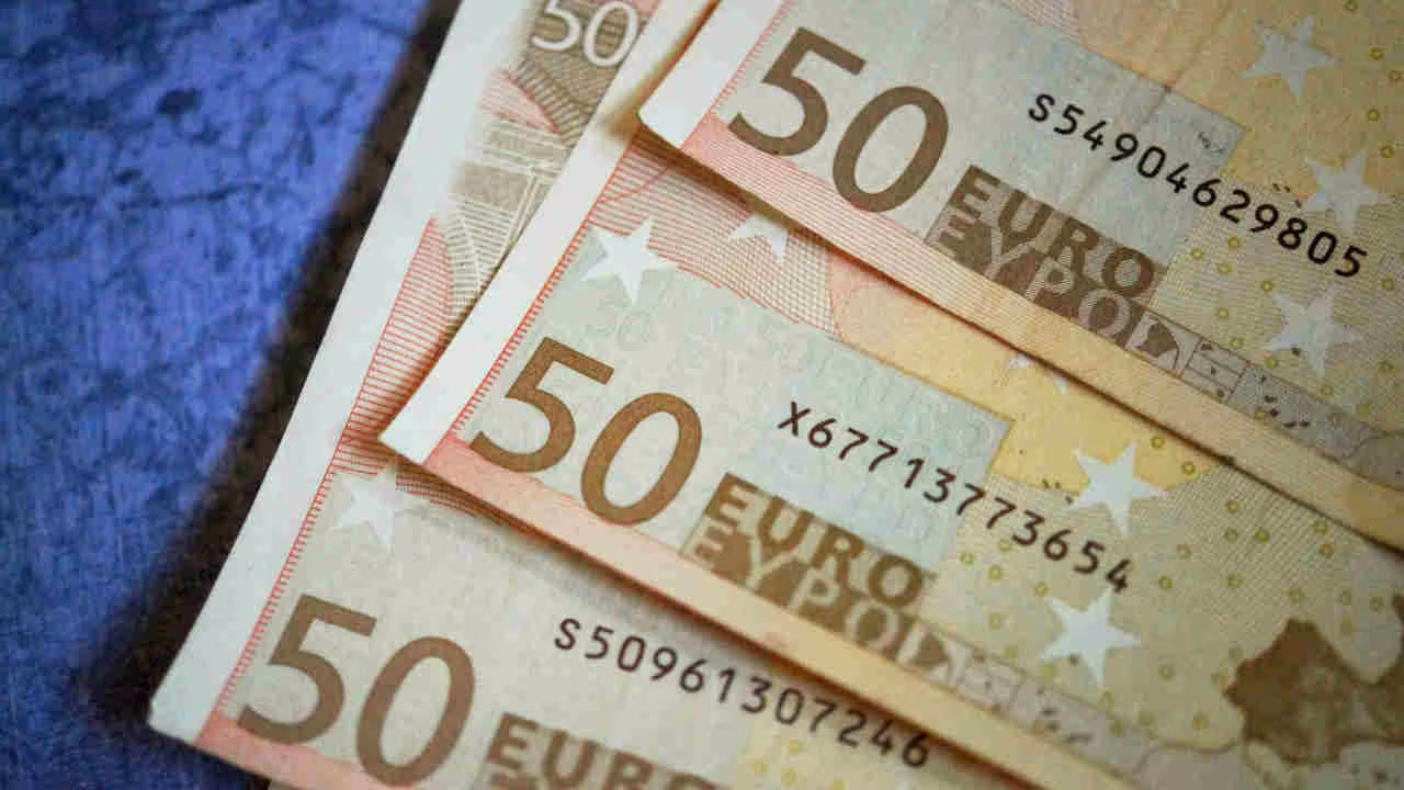 assegno pensione boom ufficiale a settembre i pensionati riceveranno molti pi249 soldi i parti di nuovo per le ferie paga meloni