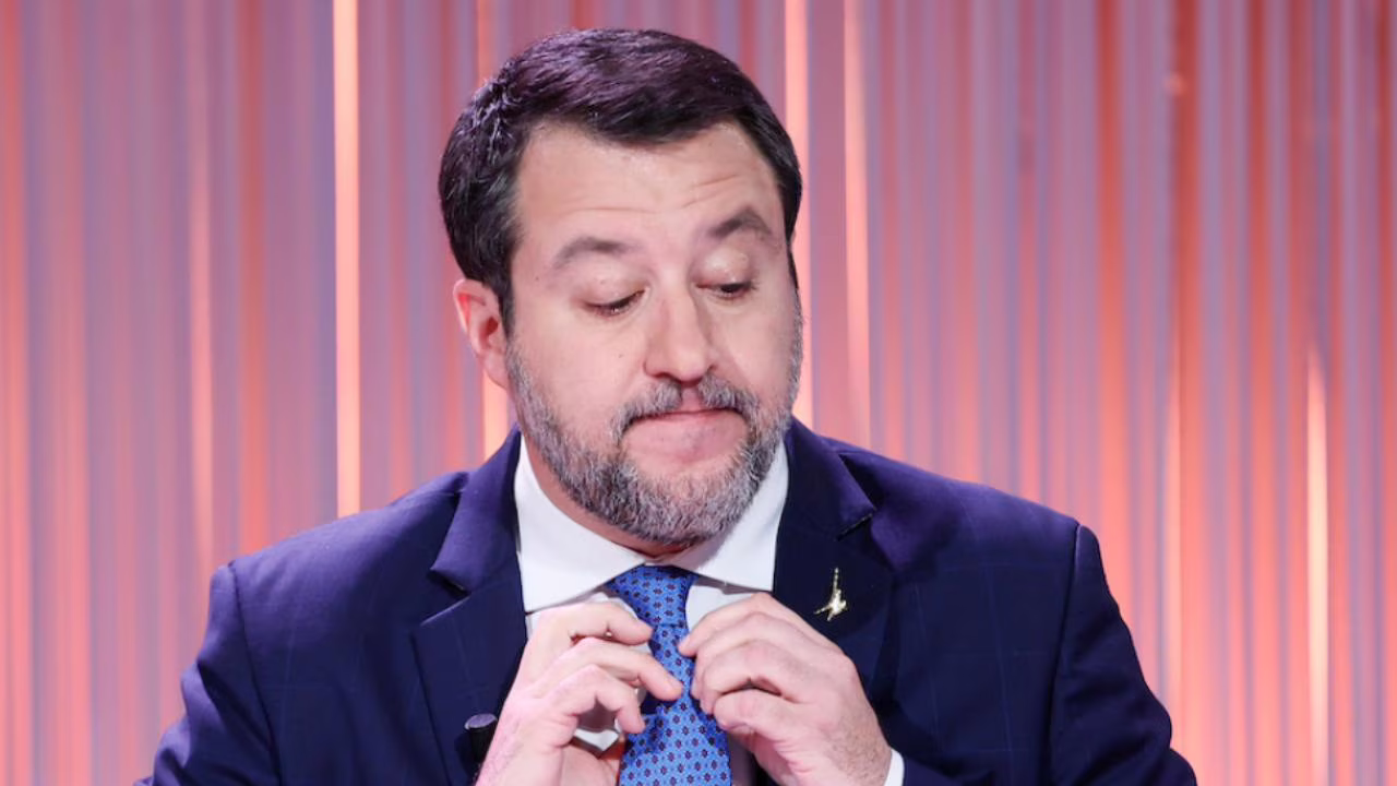 diamo un reddito di cittadinanza a chi guida clamoroso salvini 9 mila euro dallo stato subito basta che hai la patente