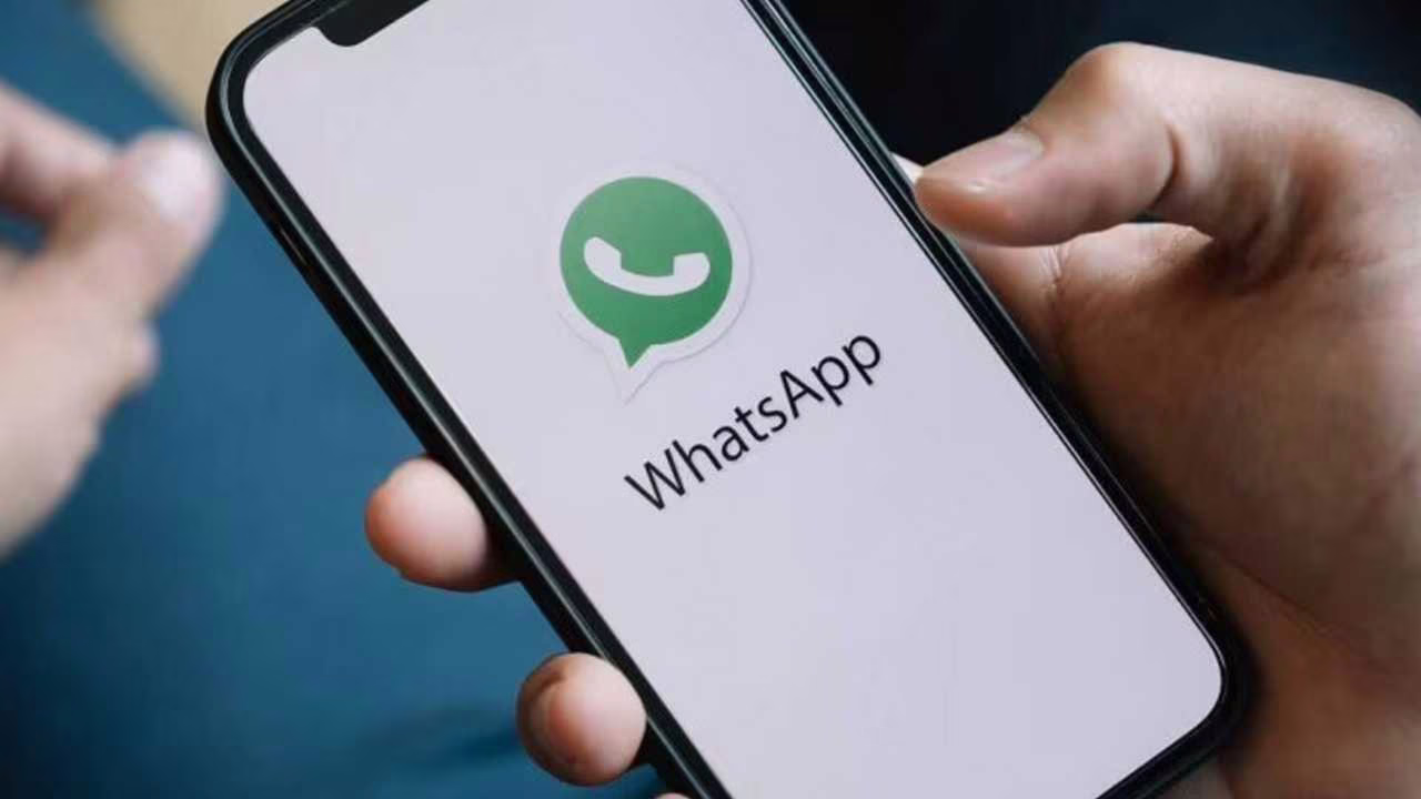 IMBATTIBILE WHATSAPP: ufficializzata la trasformazione I Chatta con gli amici lontani come non hai mai fatto prima