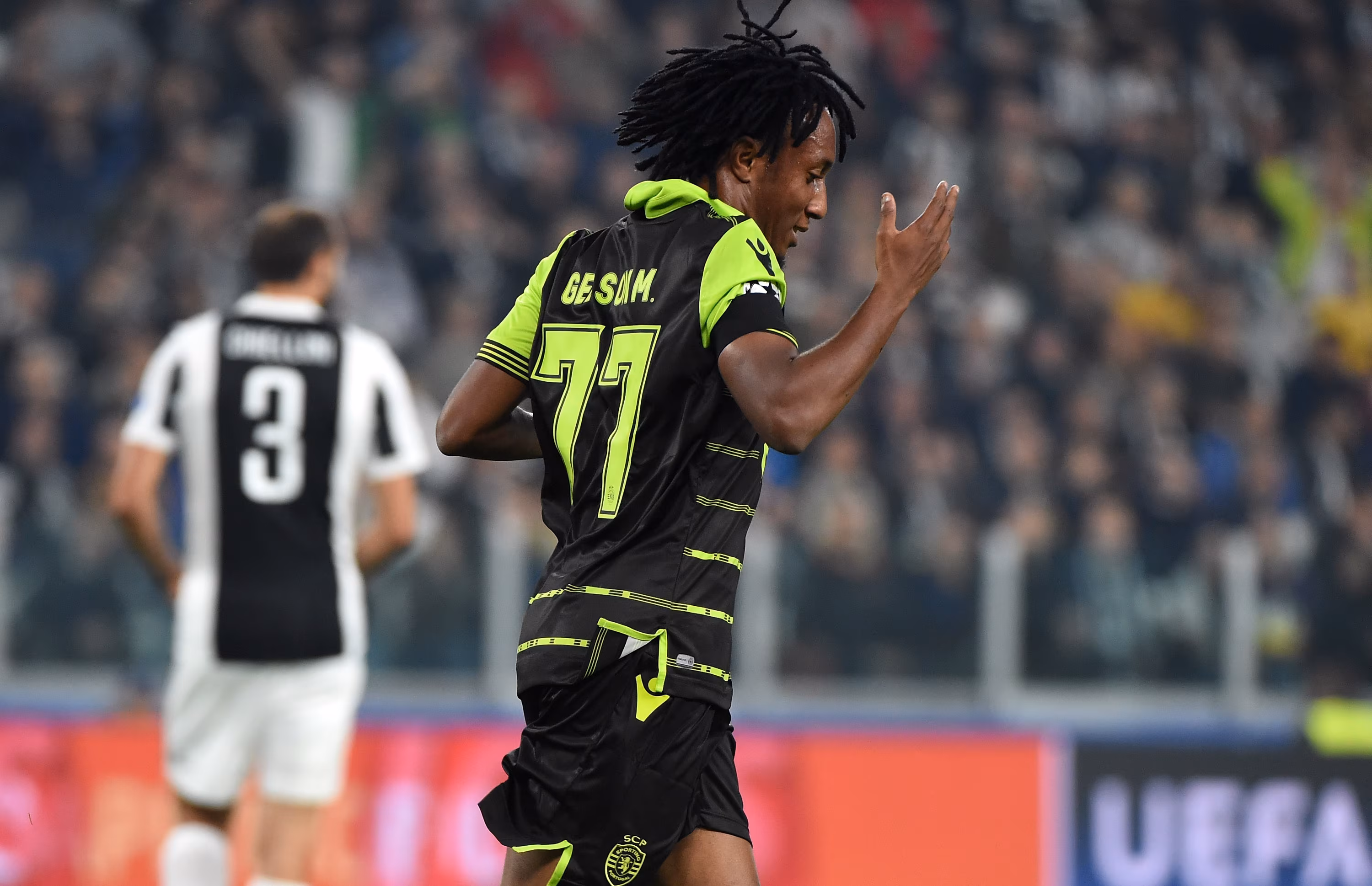 Gelson Martins in azione contro la Juventus in Champions League.