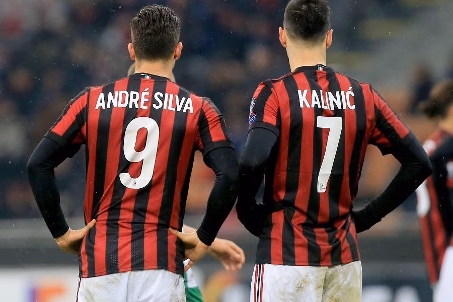 News Milan - Kalinic e André Silva saranno i primi due a partire?