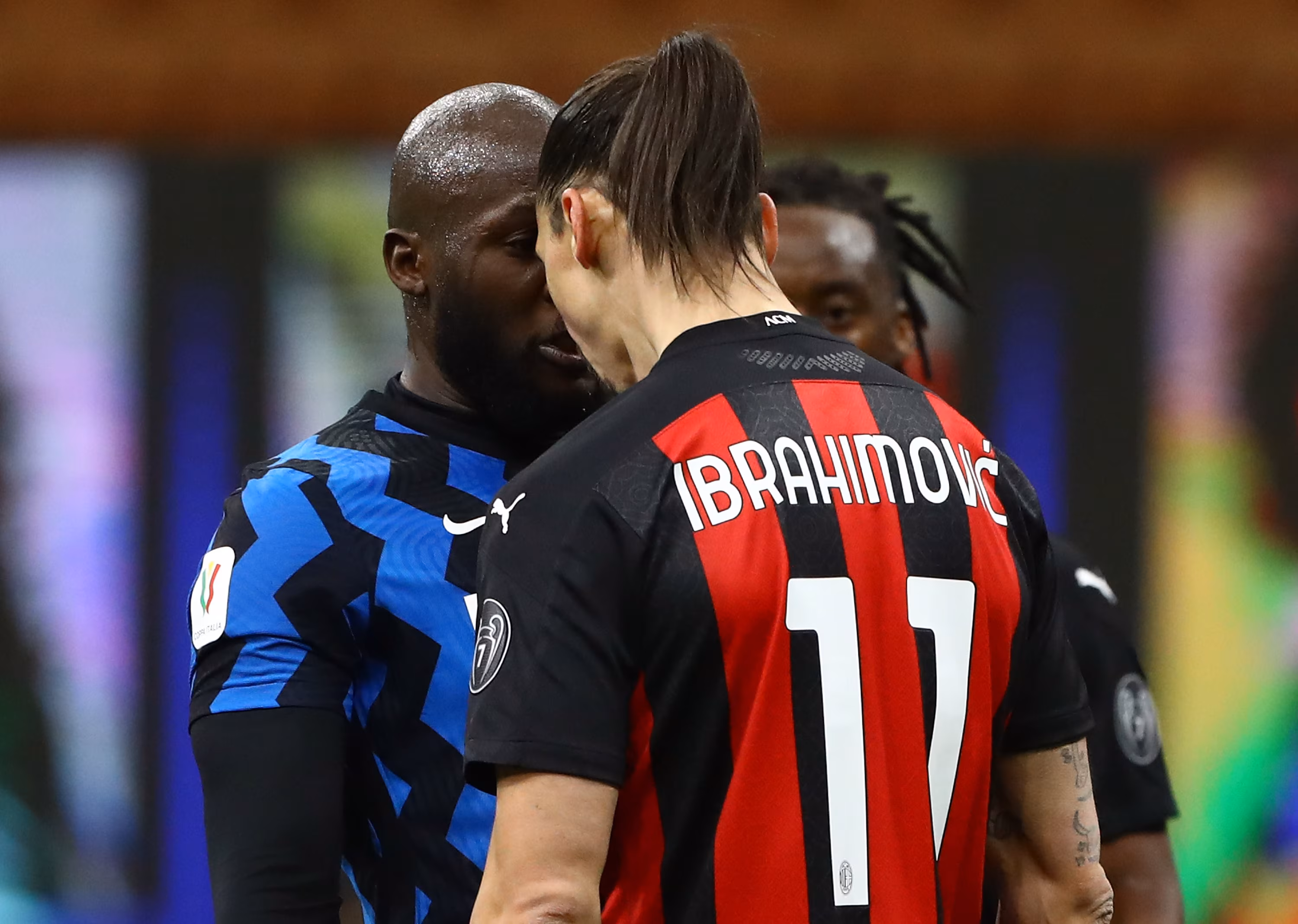 Alla fine del primo tempo di Inter-Milan, Romelu Lukaku e Zlatan Ibrahimovic si sono affrontati con pesanti offese