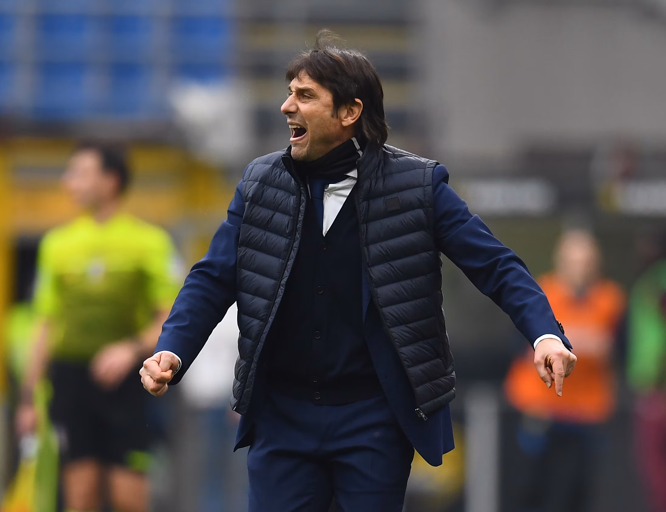 Antonio Conte, tecnico nerazzurro, durante il derby contro il Milan