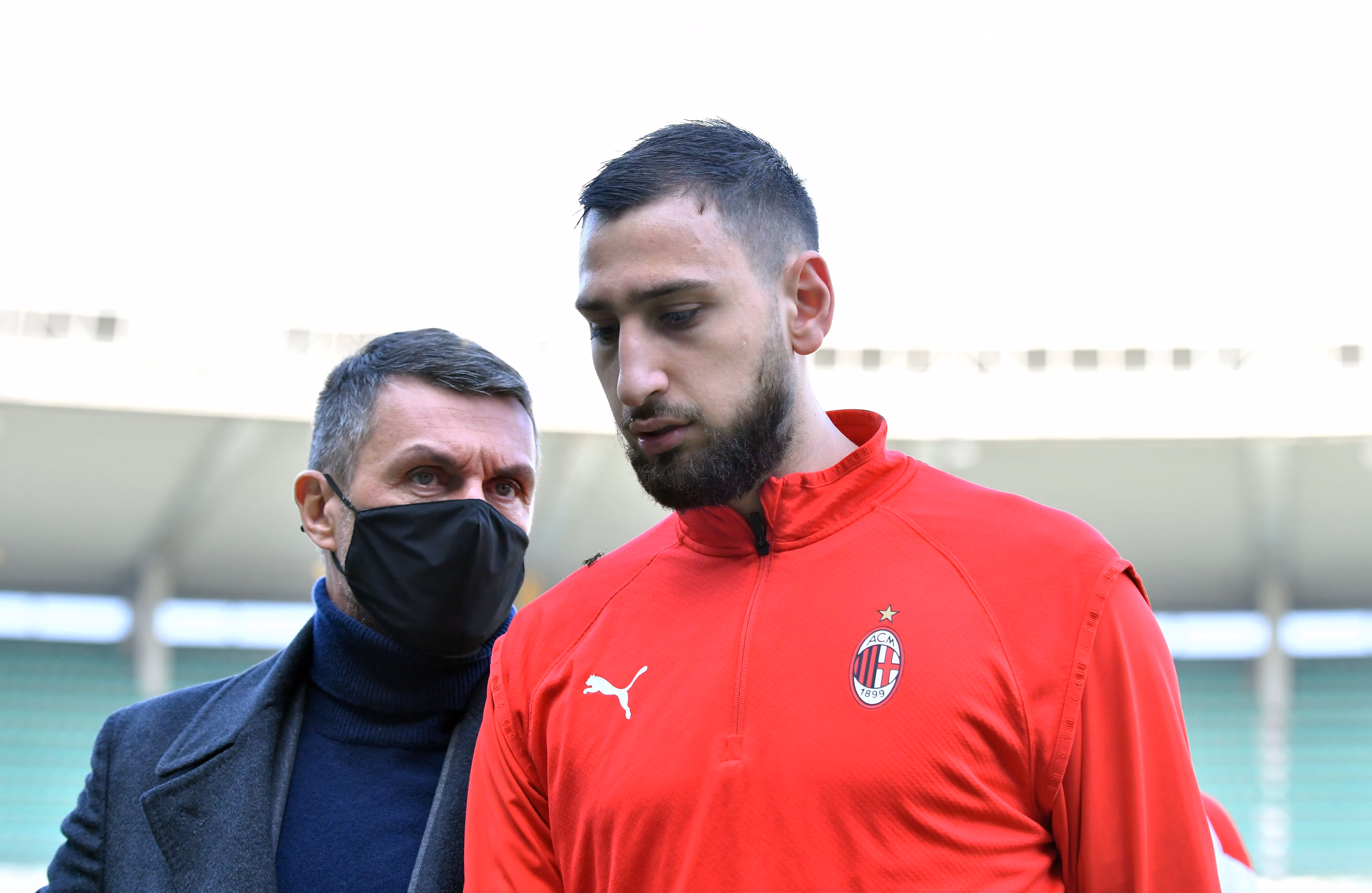 Paolo Maldini a colloquio con Gigio Donnarumma