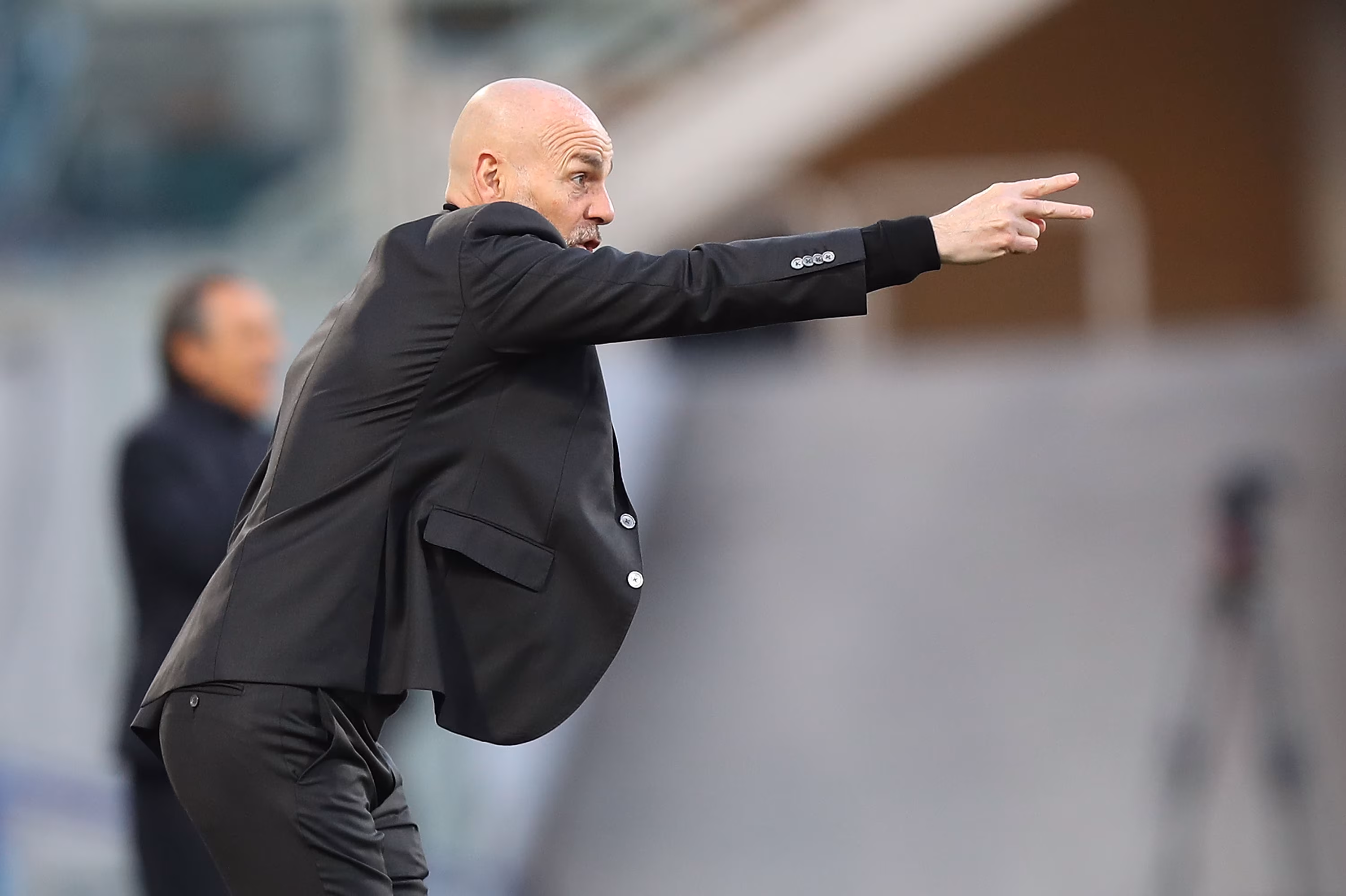 Il tecnico rossonero Stefano Pioli, durante Fiorentina Milan.