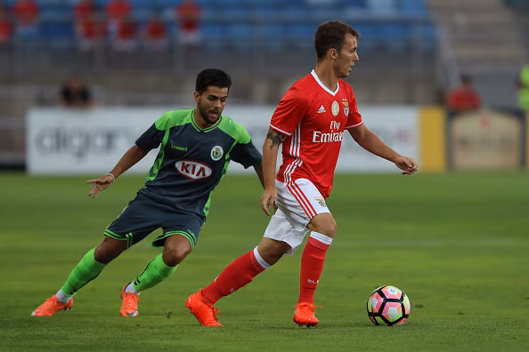 Notizie Juve, il Napoli su Grimaldo.