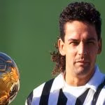 Roberto Baggio con il Pallone d'Oro vinto alla Juve