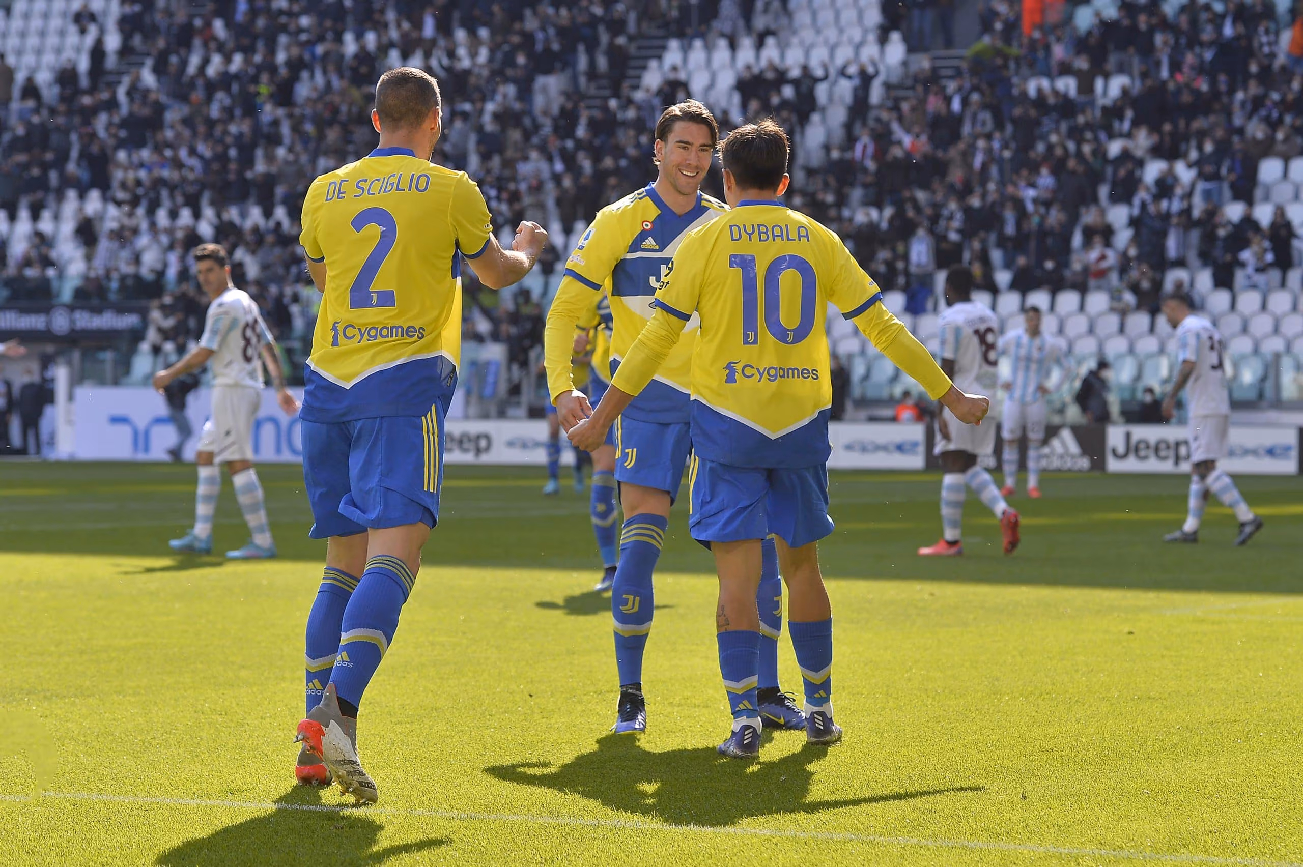Paulo Dybala e Dusan Vlahovic