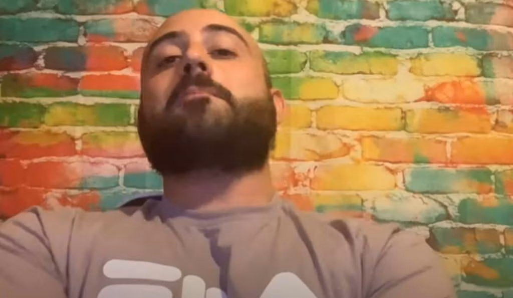 Romeo Agresti smentisce due fake news