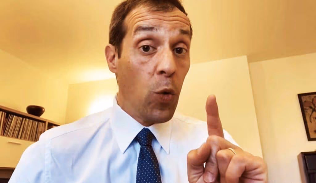 Momblano sulla possibile cessione della Juventus