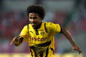 L'attaccante del Borussia Dortmund Karim Adeyemi