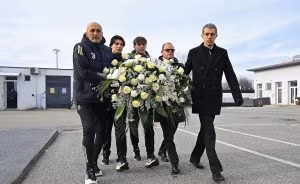 Corona fiori Ale e Ricky