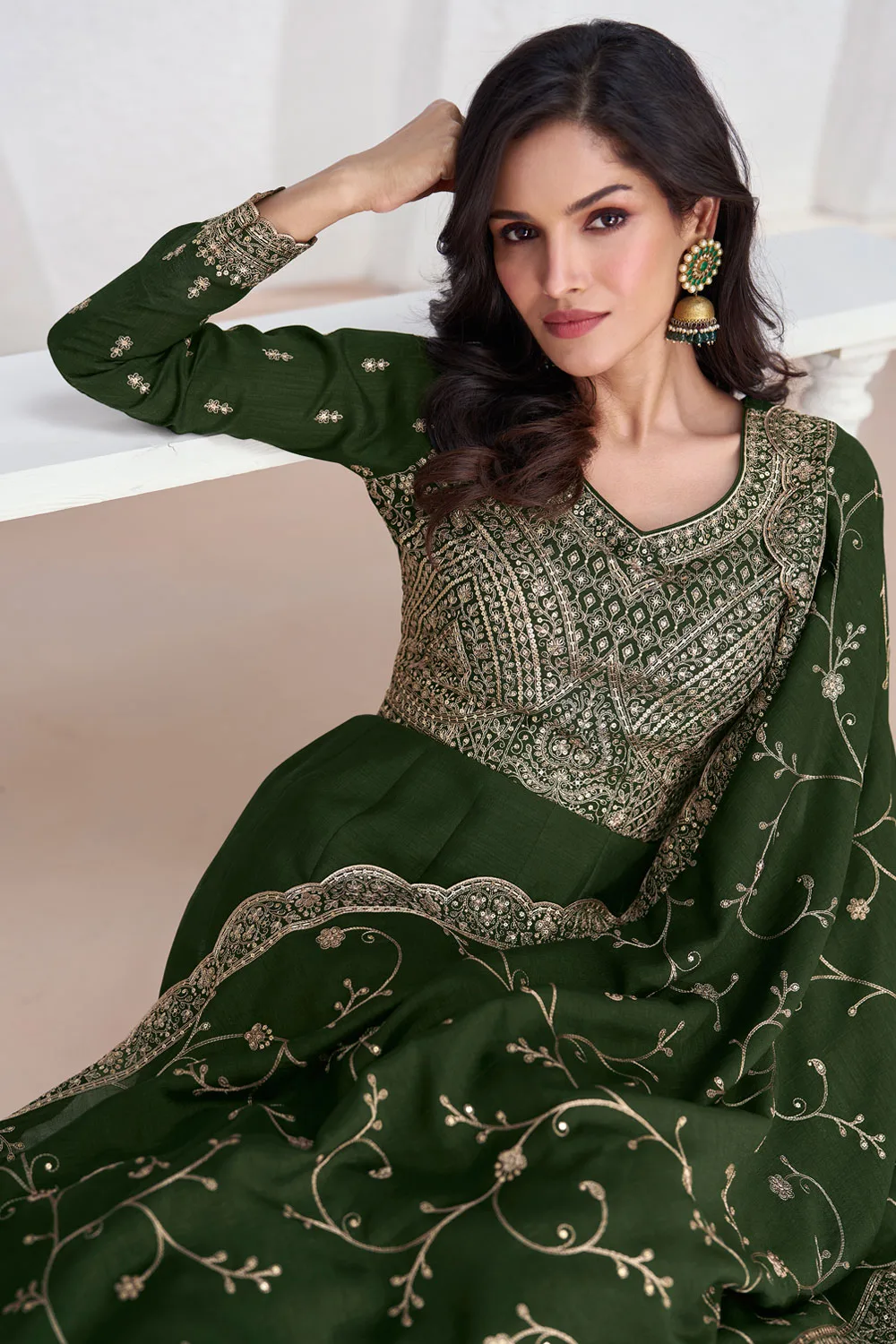 green dress matching dupatta MAHJABEEN EMERALD GREEN DUPATTA – Roze
