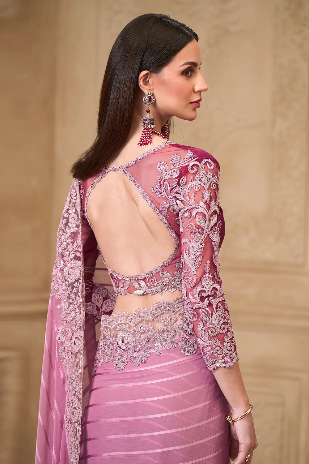 Back pallu detail of Lavender Satin Georgette Pattern Saree