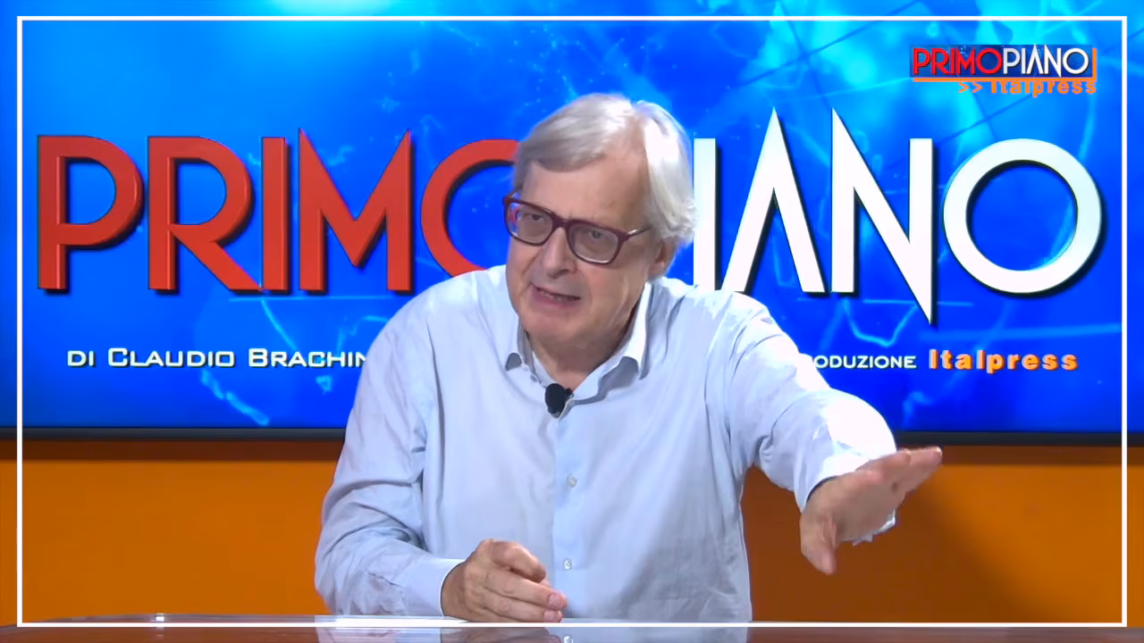 Sgarbi “Il Green pass è inutile"