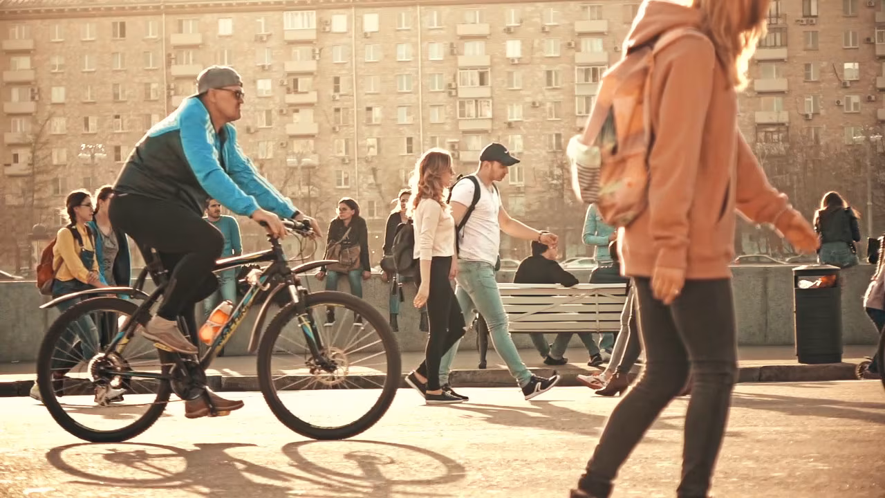 Eurozona, disoccupazione stabile al 6,6%