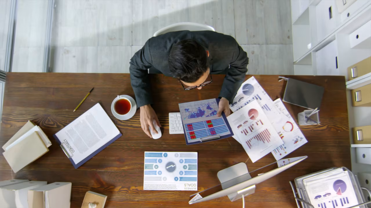 Pil, nel 2023 Italia a crescita zero