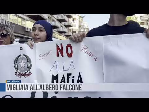 Palermo. Migliaia all’albero Falcone