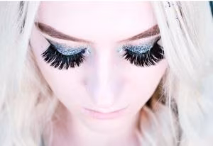 ciglia finte applicazione