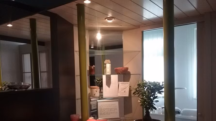 Lepotni in nohtni studio