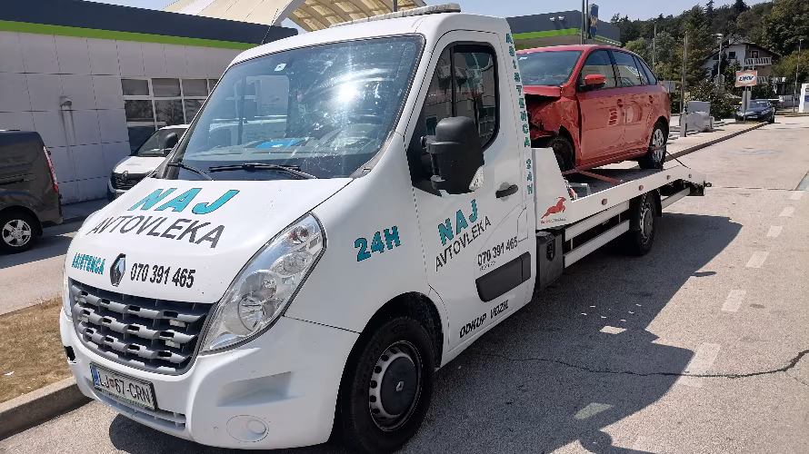 NAJ AVTOVLEKA Sara Šijanec s.p.