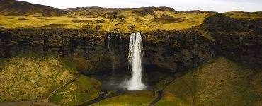 what is the best time to visit Iceland?