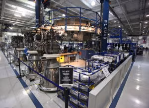 Ingegneri informatici ed elettronici hanno un ruolo cruciale nella costruzione di velivoli spaziali. Vediamo l'hardware che ha permesso a una Tesla Roadster di SpaceX di orbitare intorno al nostro pianeta e di addentrarsi nelle profondità del Sistema Solare.