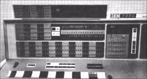 L'IBM 7094, la macchina dove venne sviluppato e installato il C.T.S.S. Credits: archeocomputing