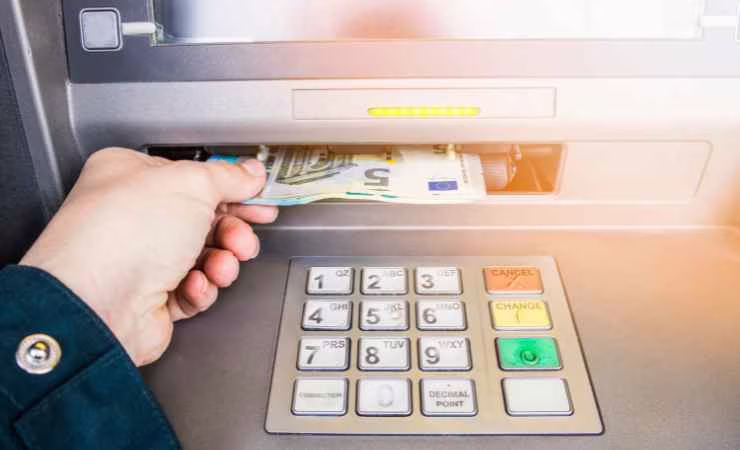 Bancomat prelievo contanti