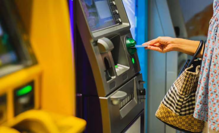 Bancomat attenzione prelievo