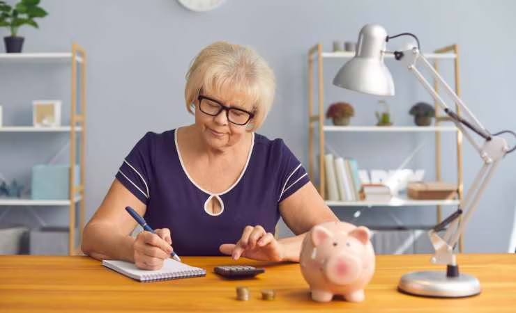 Pensionata soldi
