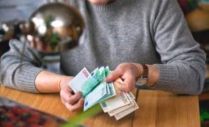 Illustrazione di una pensione (Canva FOTO) - systemscue.it