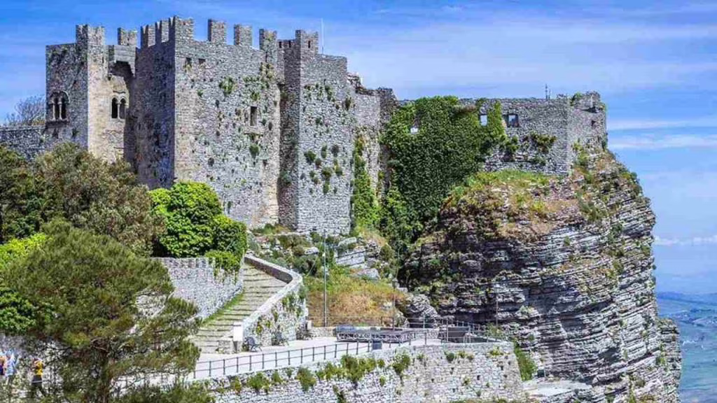 Lo splendido castello medievale di Erice - teleone.it
