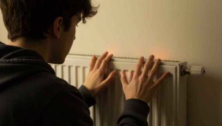 Riscaldamento termosifone - foto (C) teleone.it